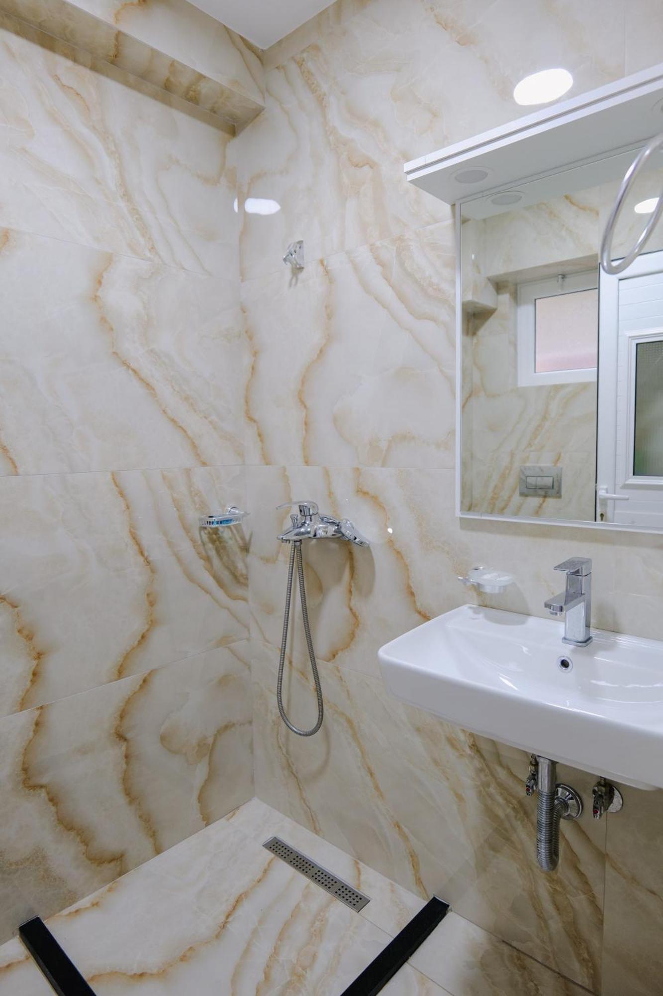 Osmani Rooms Sarande Sarandë Exterior foto